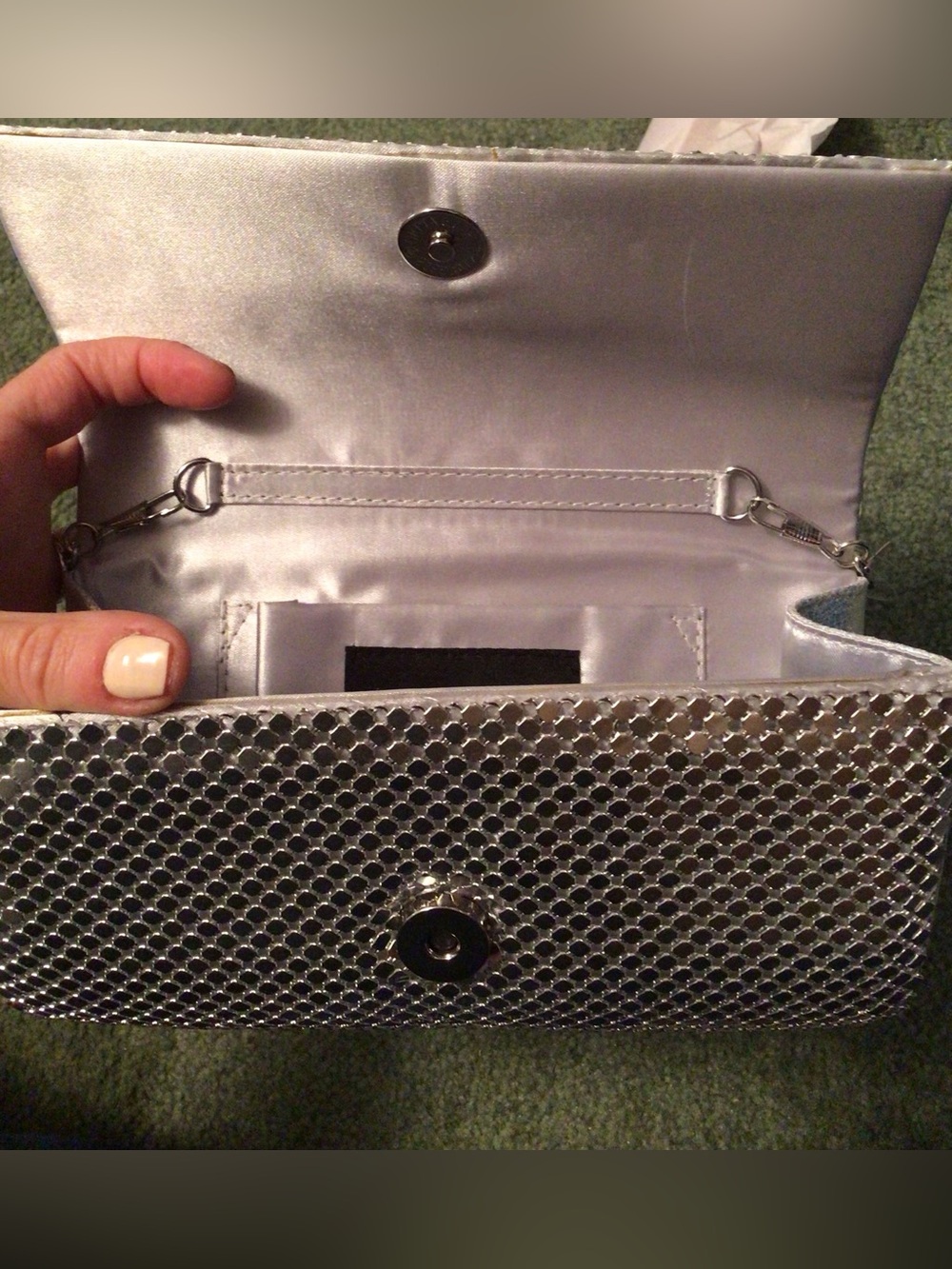 NWT Jessica McClintock Silver Cassie Evening Clutch - Picture 4 of 7